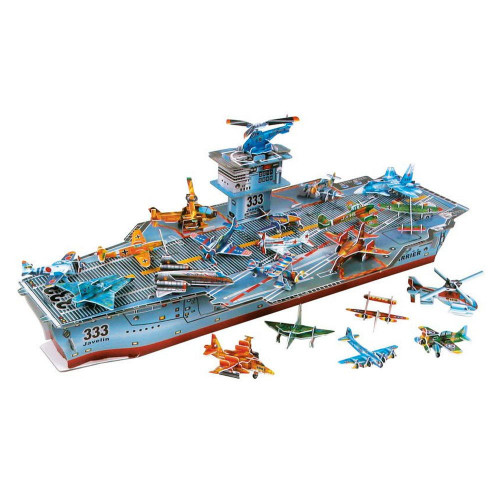 Maquette porte-avion et ses 9 avions