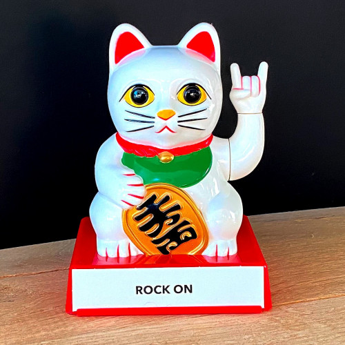 Chat porte-bonheur Maneki-Neko insolent