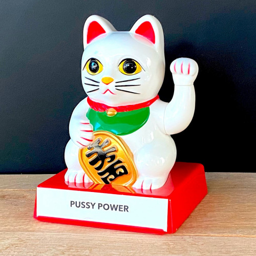 Chat porte-bonheur Maneki-Neko insolent