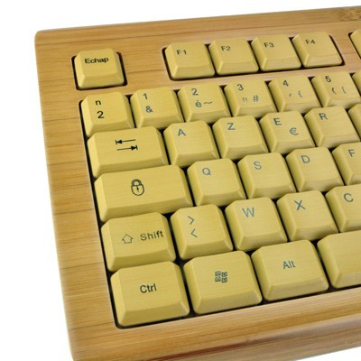 Clavier en bois de bambou