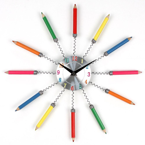 Horloge crayons de couleur